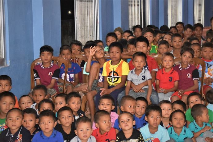 students of the antyodaya school