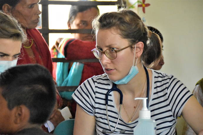 Sulamith, Swiss volonteer Doctor in a Health Camp