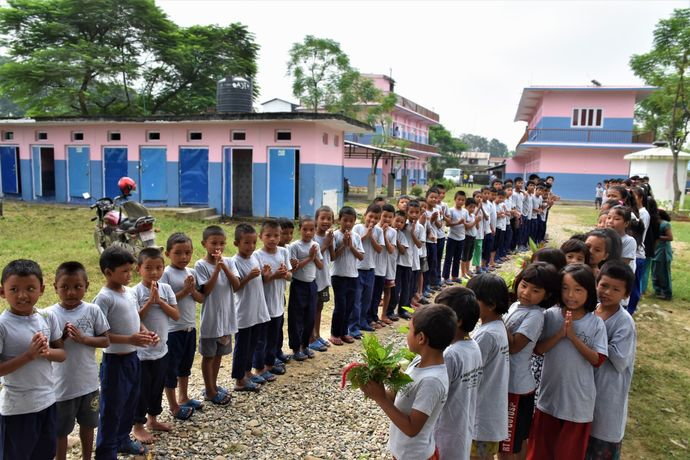 Students of antyodaya school.jpg