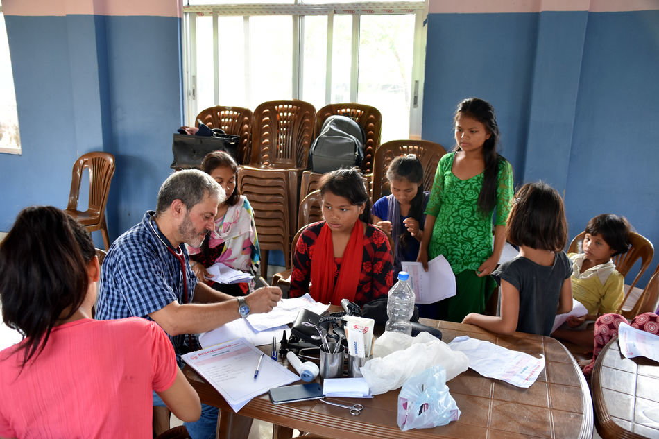 Med. Visite Antyodaya School (Dr. Fredi Bacchetto)