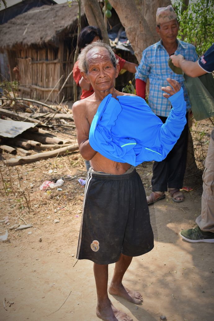 Receiving Clothes in a Chepang Village