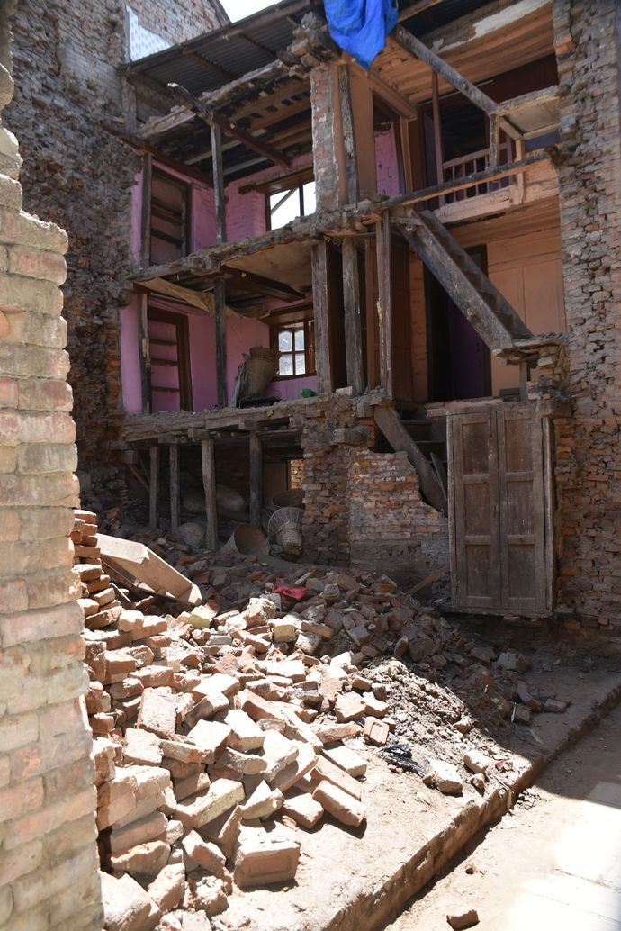 2_years_after_the_earthquake_bhaktapur.jpg